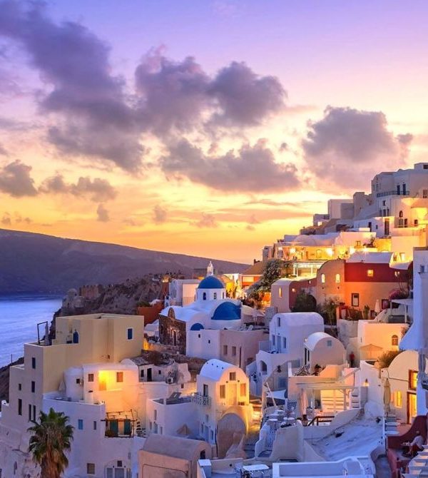 Santorini Greece - Cruises in Greece - Greek cruises - Greek Travel Packages - Cruise Greek islands - Travel to Greek islands - Tours in Greece - Travel Agency in Greece